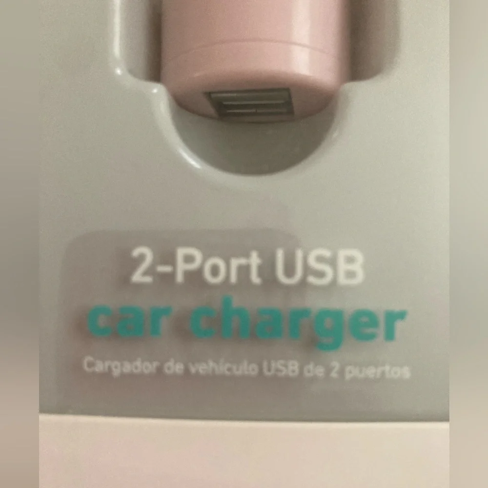 NWT Pink 2-Port USB Car Charger
